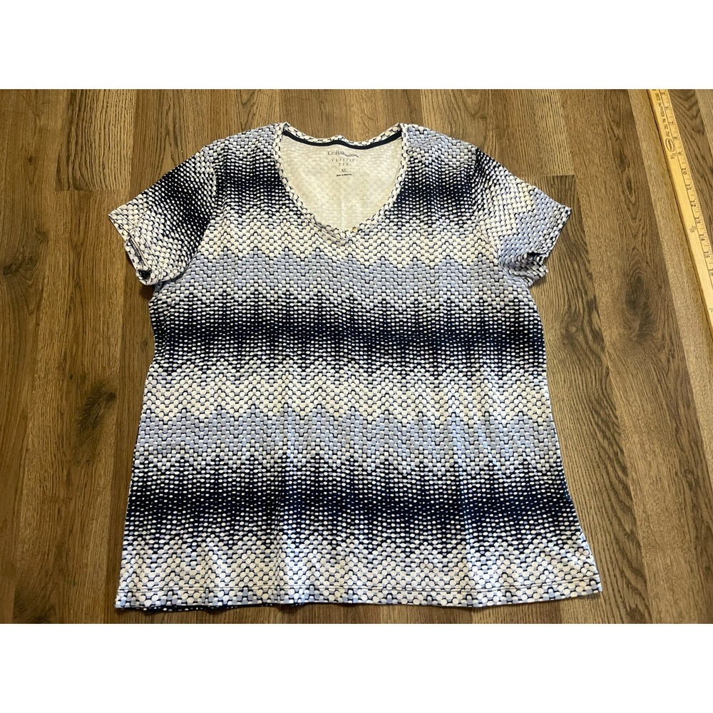 Croft & Barrow Shirt, Women's XL, Blue White, Classic Tee, V-neck, Allover Print
